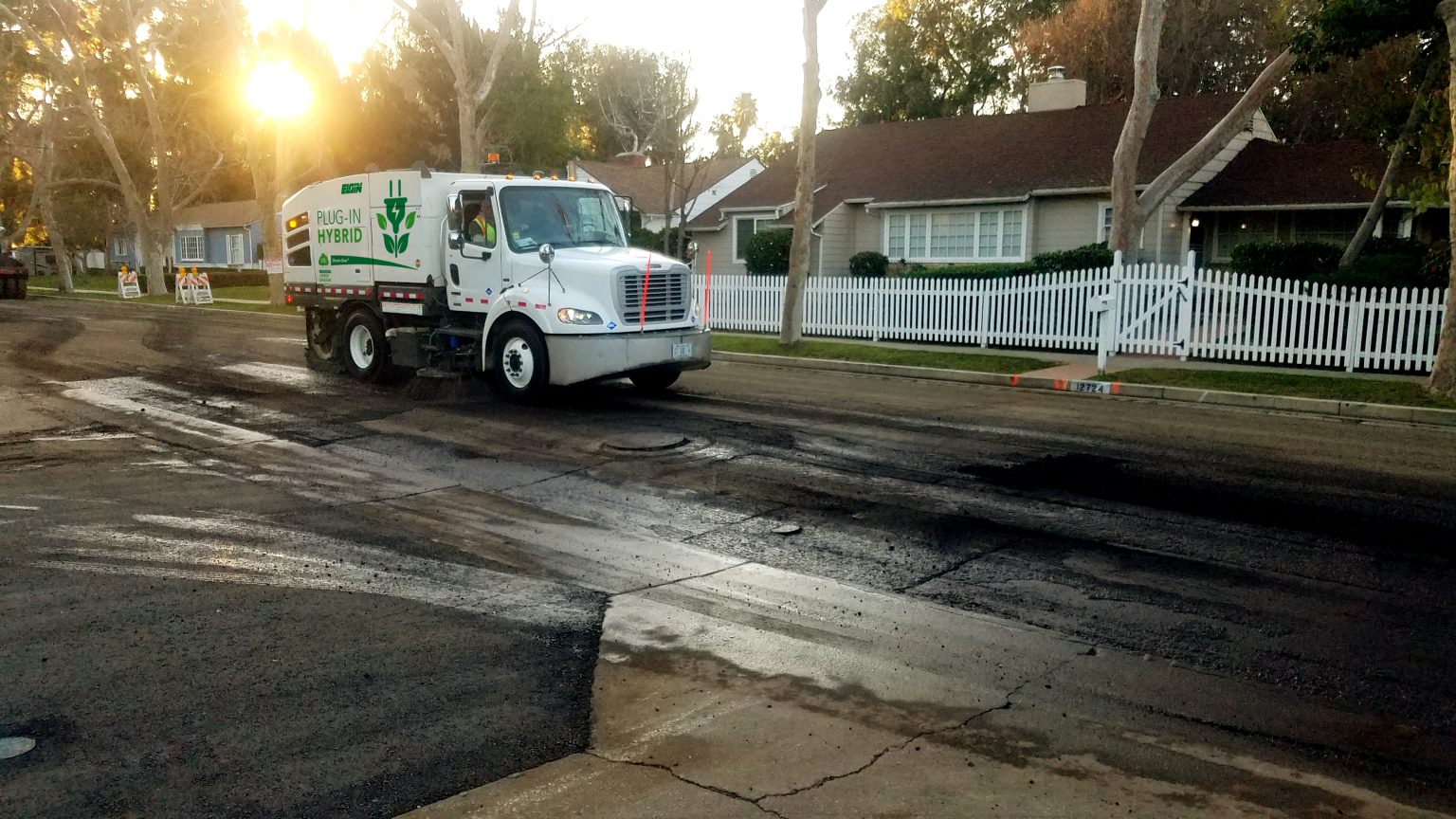 Sweeper Community Determining the best hopper size for a cleaner community – North ...